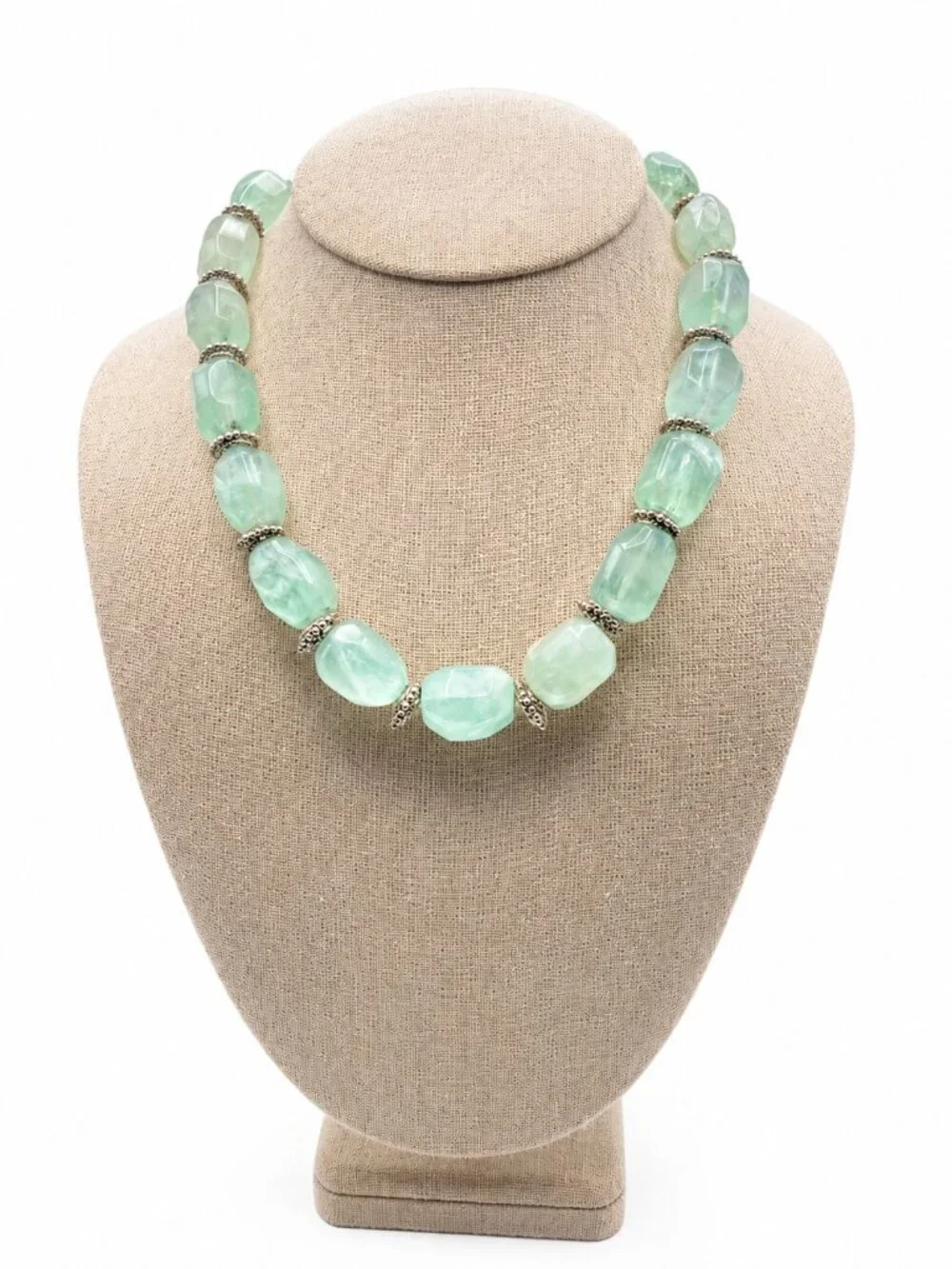 Vintage Green Fluorite Nugget Bead Necklace Bali Silver Tone Toggle Clasp 17”